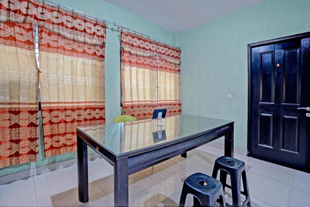 Oyo 93109 Garden Homestay 1 Tpr Surabaya Exterior photo